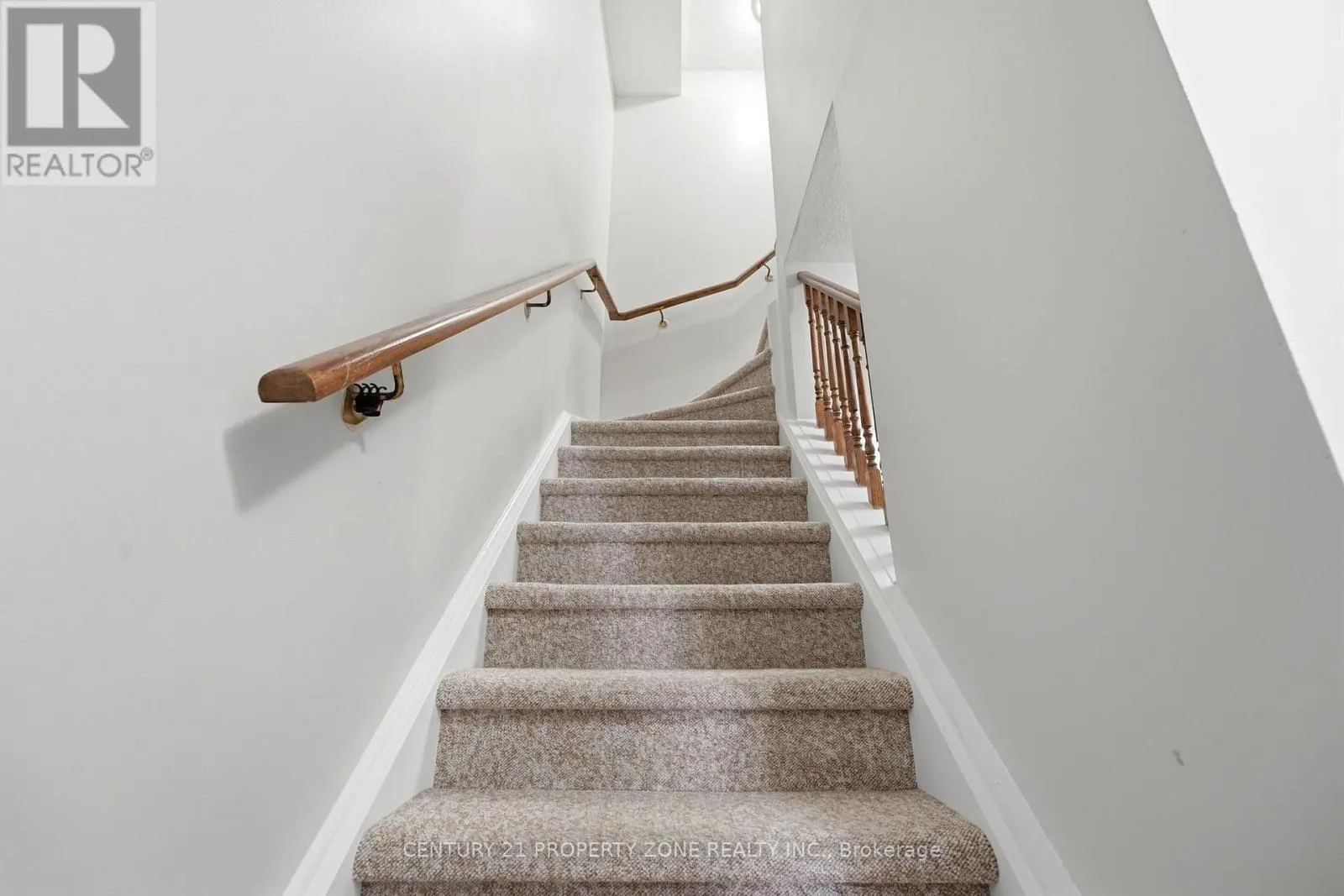 88 SPADINA ROAD