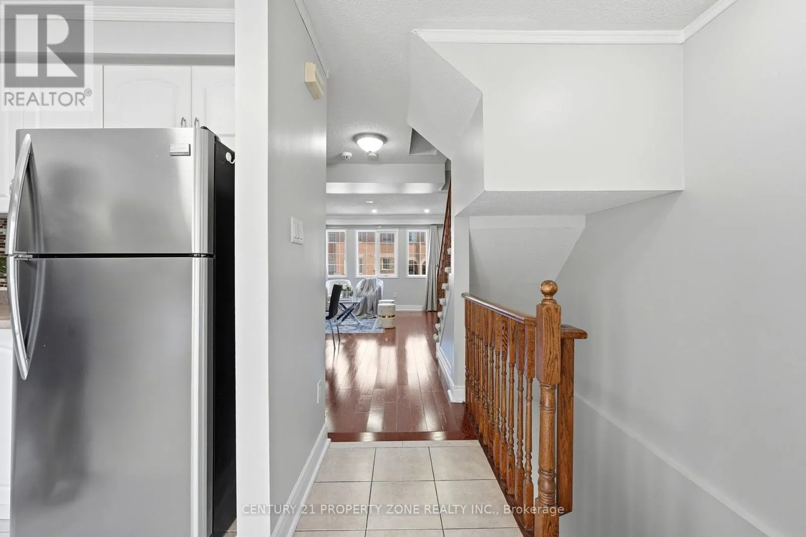 88 SPADINA ROAD