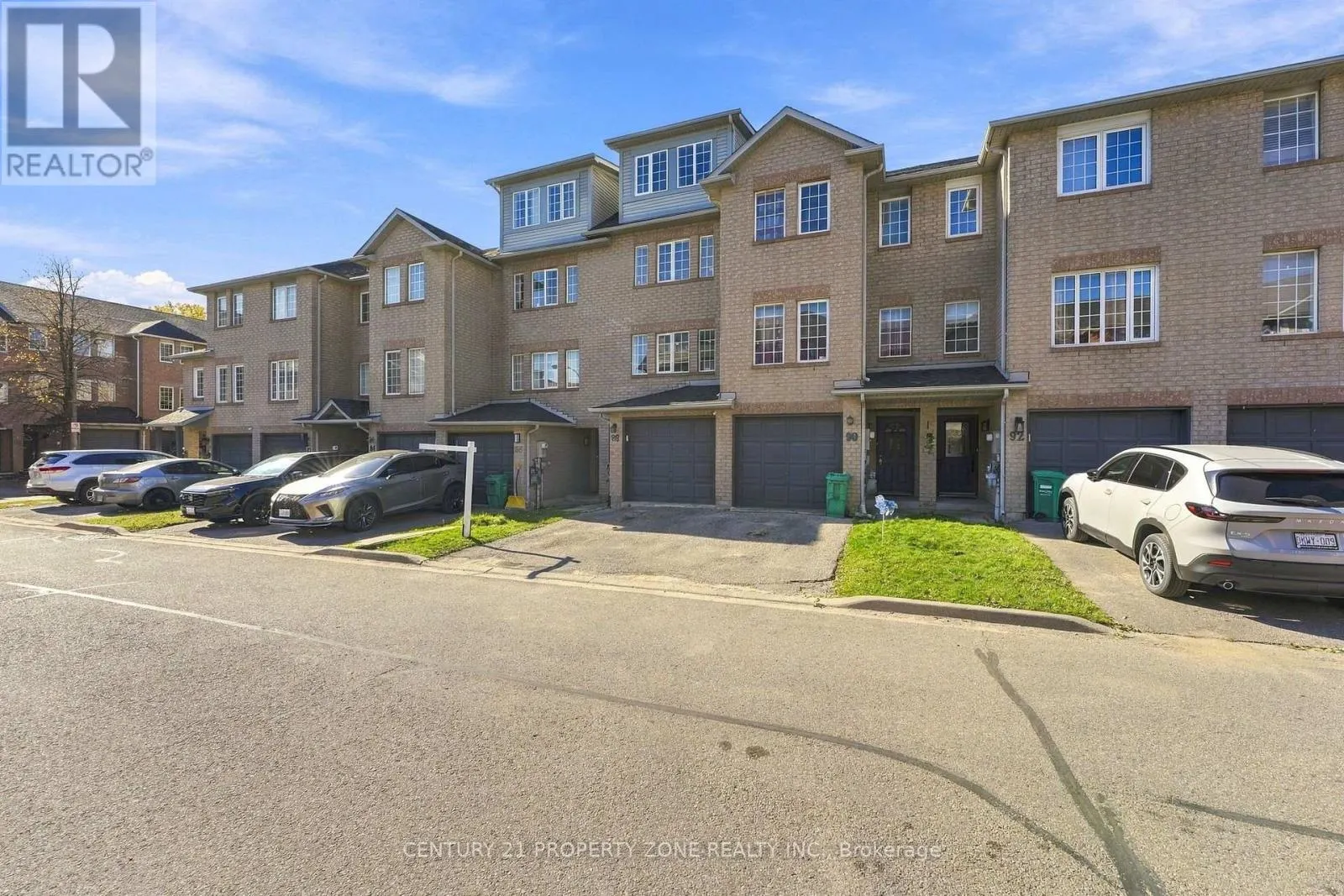 88 SPADINA ROAD