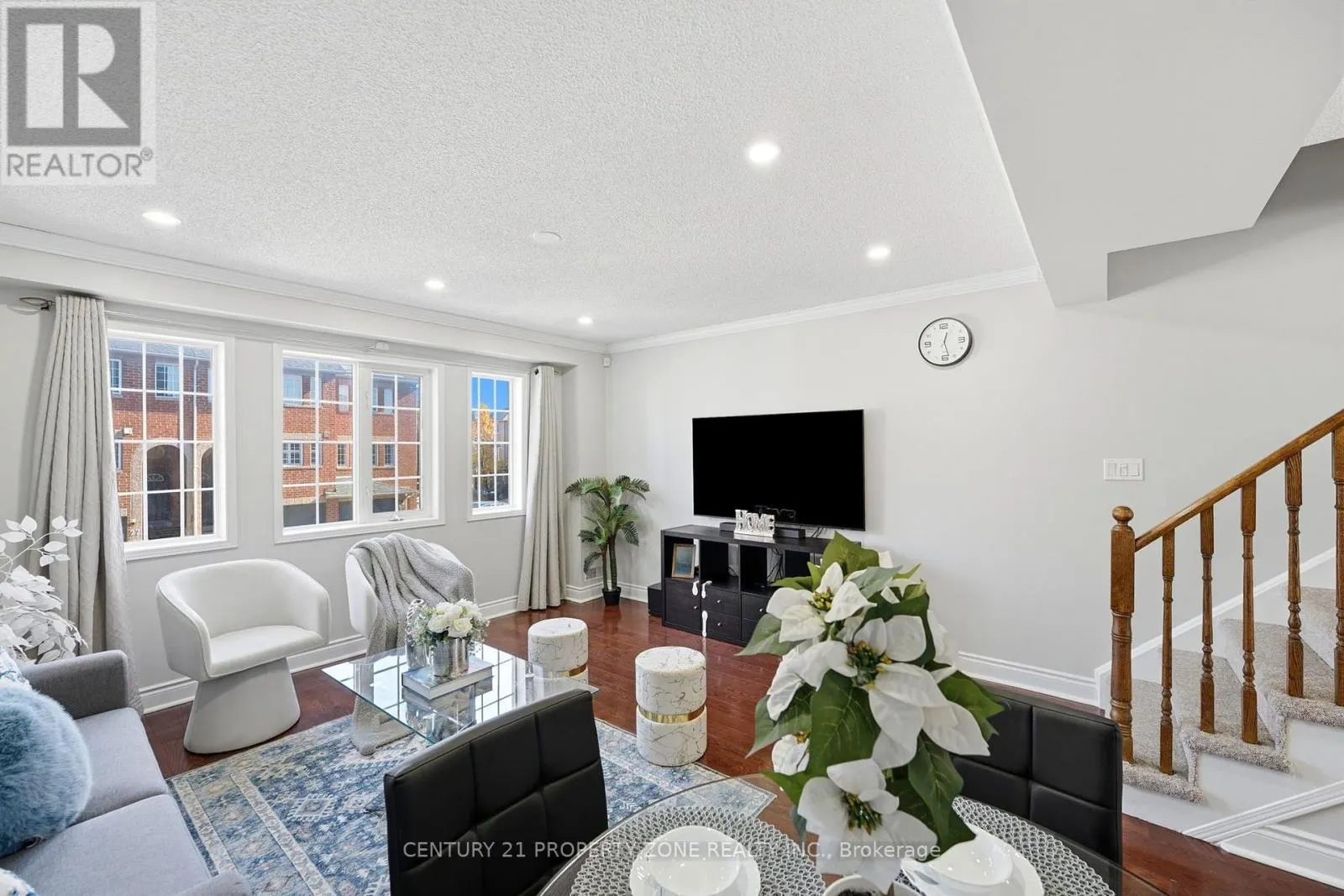 88 SPADINA ROAD