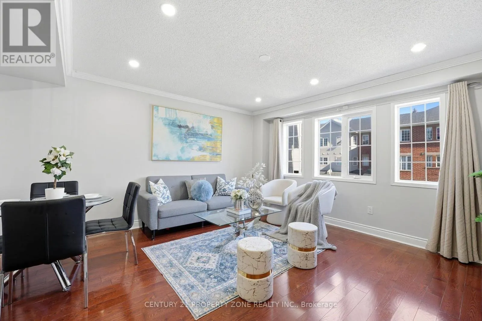 88 SPADINA ROAD