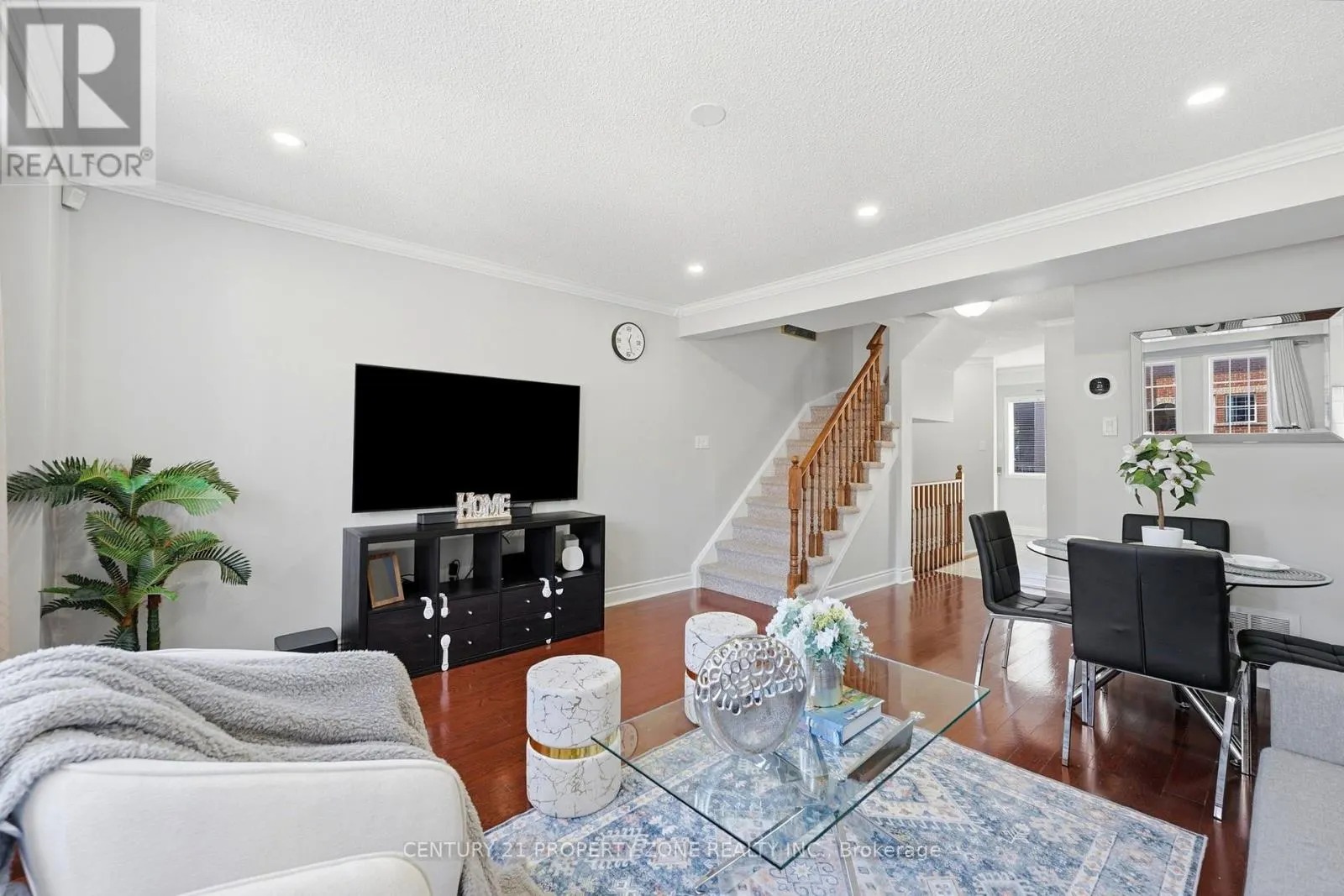 88 SPADINA ROAD