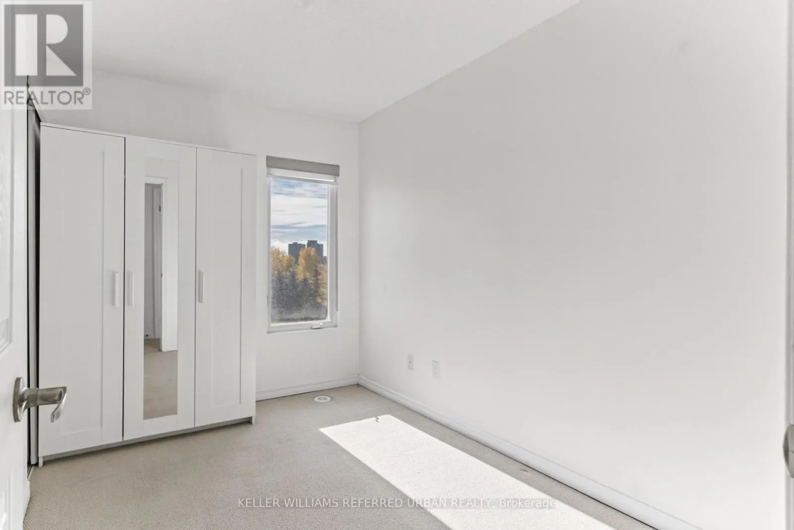209 - 20 FOUNDRY AVENUE