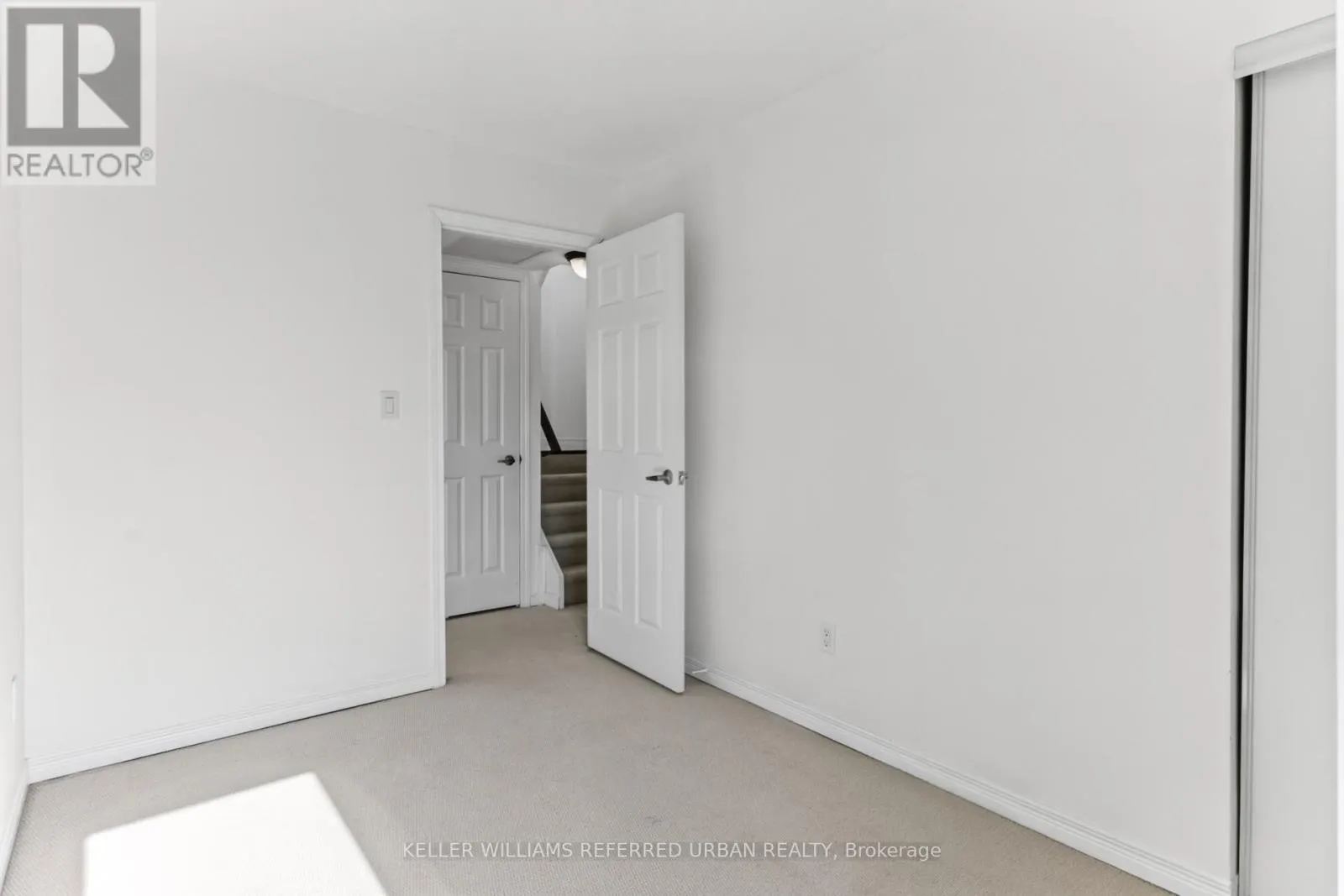 209 - 20 FOUNDRY AVENUE