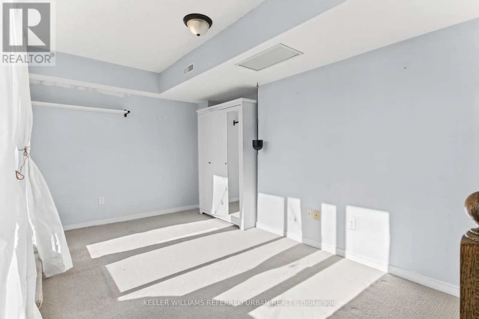 209 - 20 FOUNDRY AVENUE