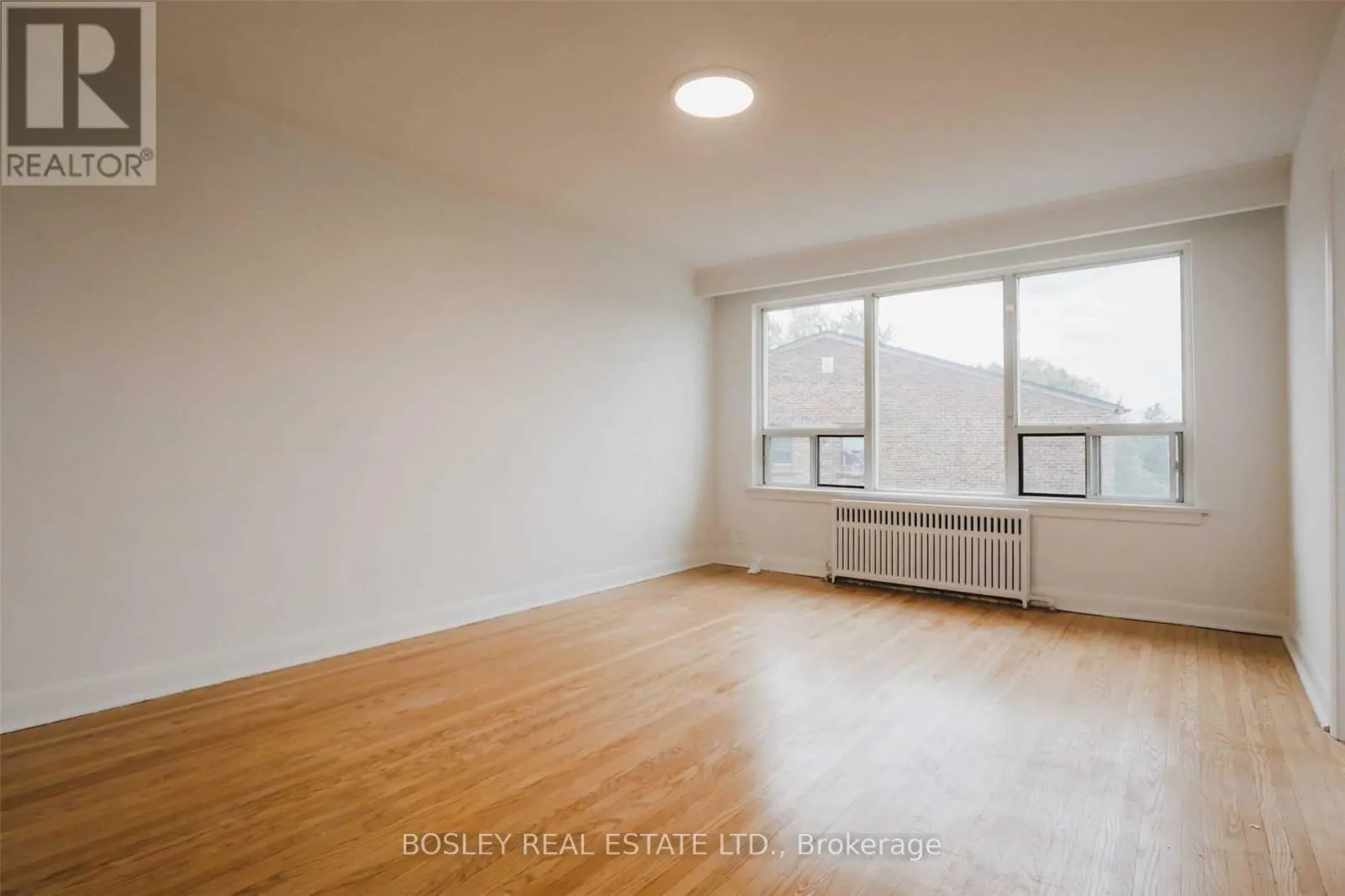 4 - 11 CALVINGTON DRIVE