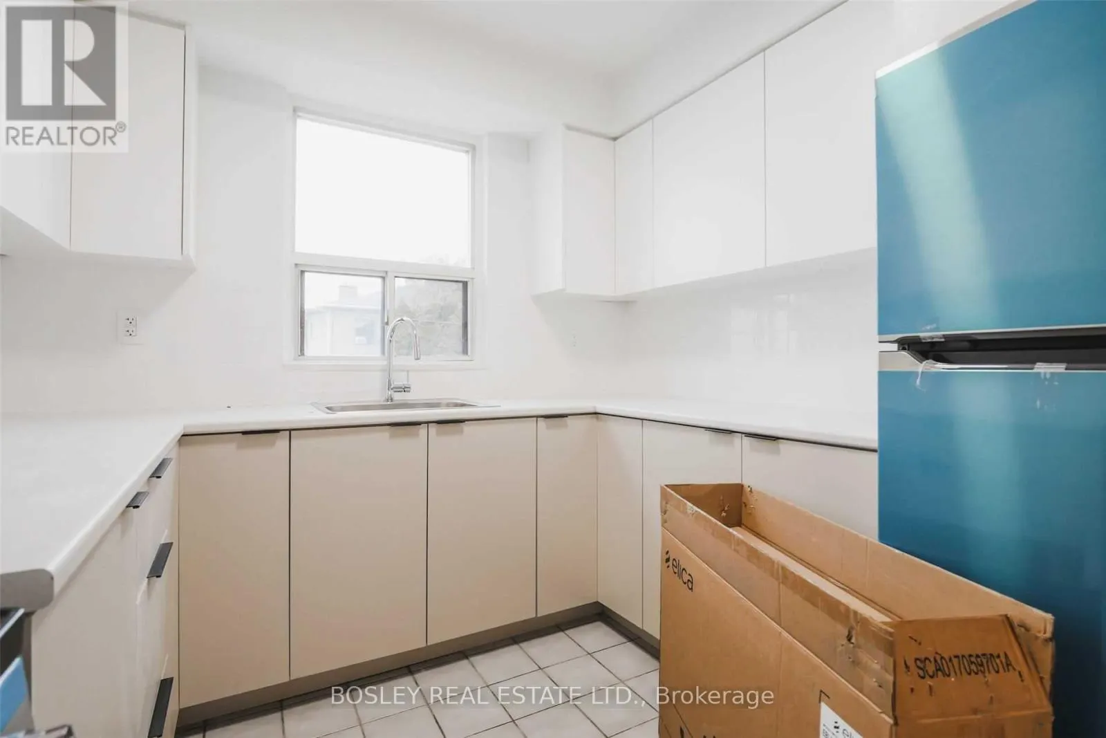 4 - 11 CALVINGTON DRIVE