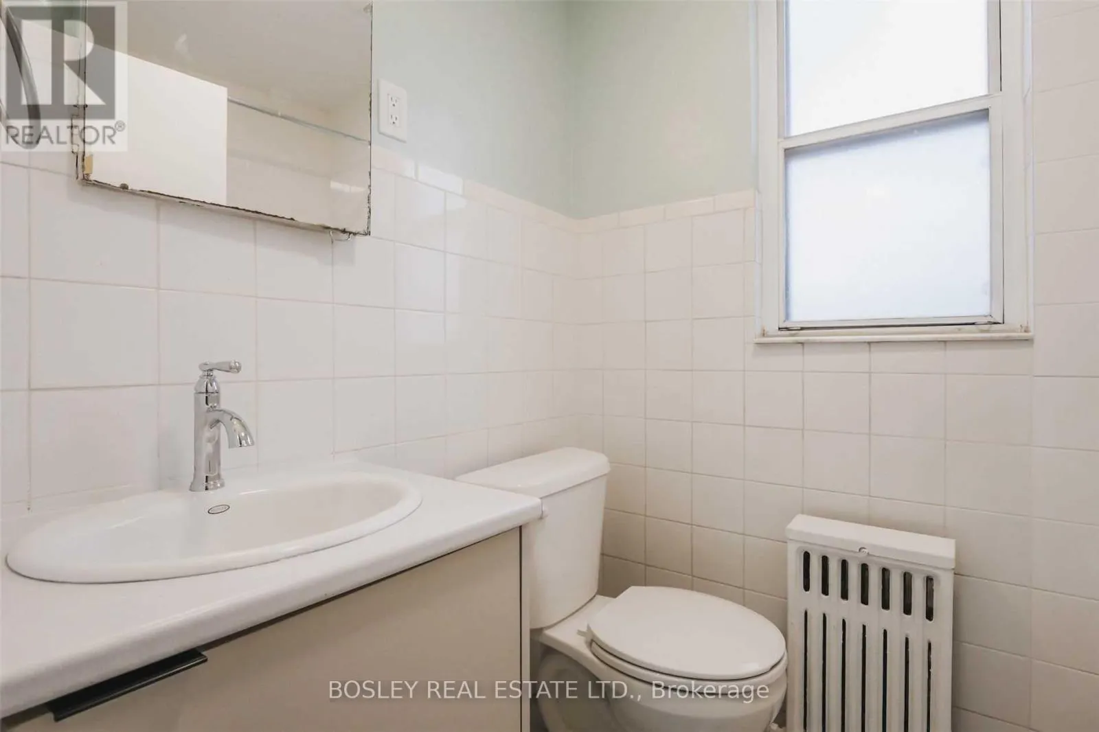 4 - 11 CALVINGTON DRIVE