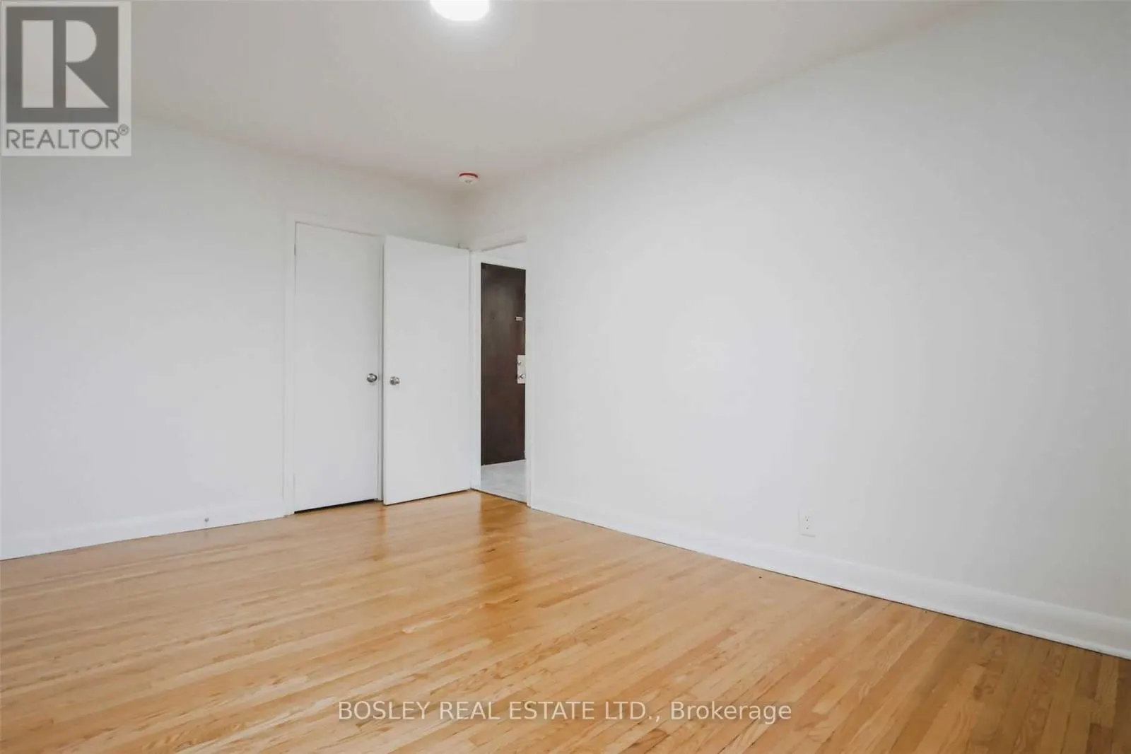 4 - 11 CALVINGTON DRIVE