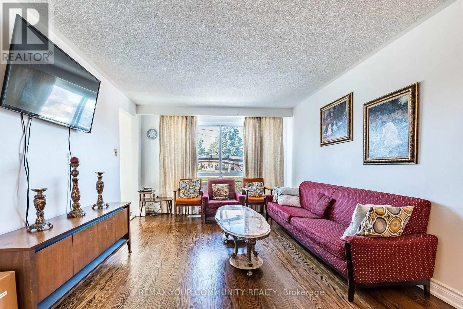 3696 WOODRUFF CRESCENT