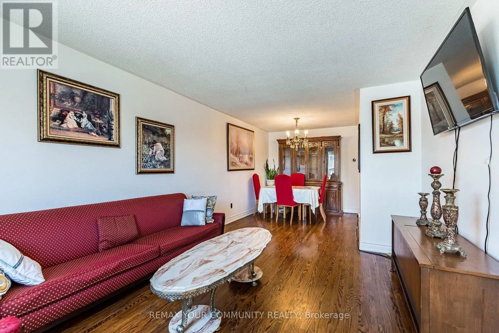 3696 WOODRUFF CRESCENT