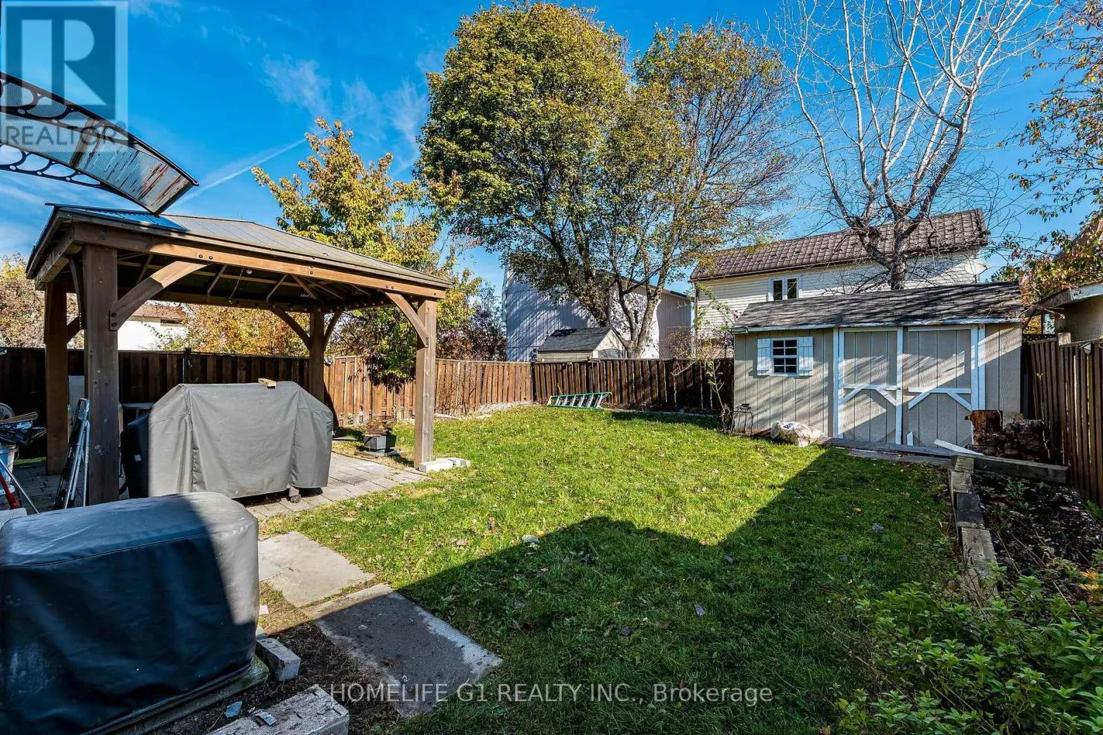 35 GREENBUSH COURT
