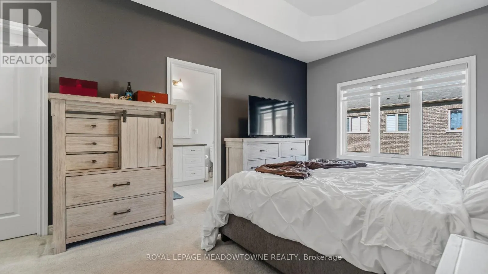 8 ANGELFISH ROAD