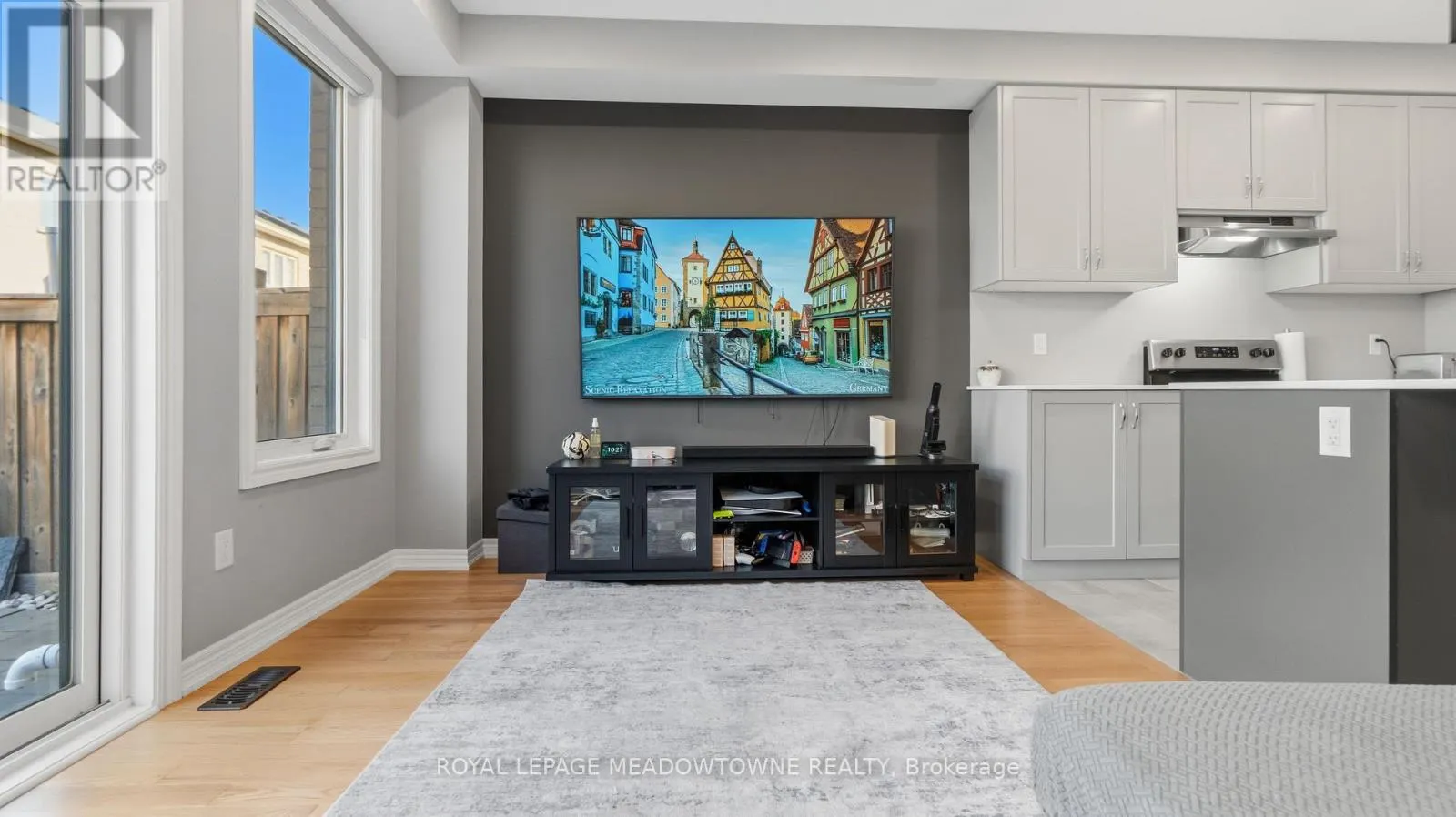 8 ANGELFISH ROAD