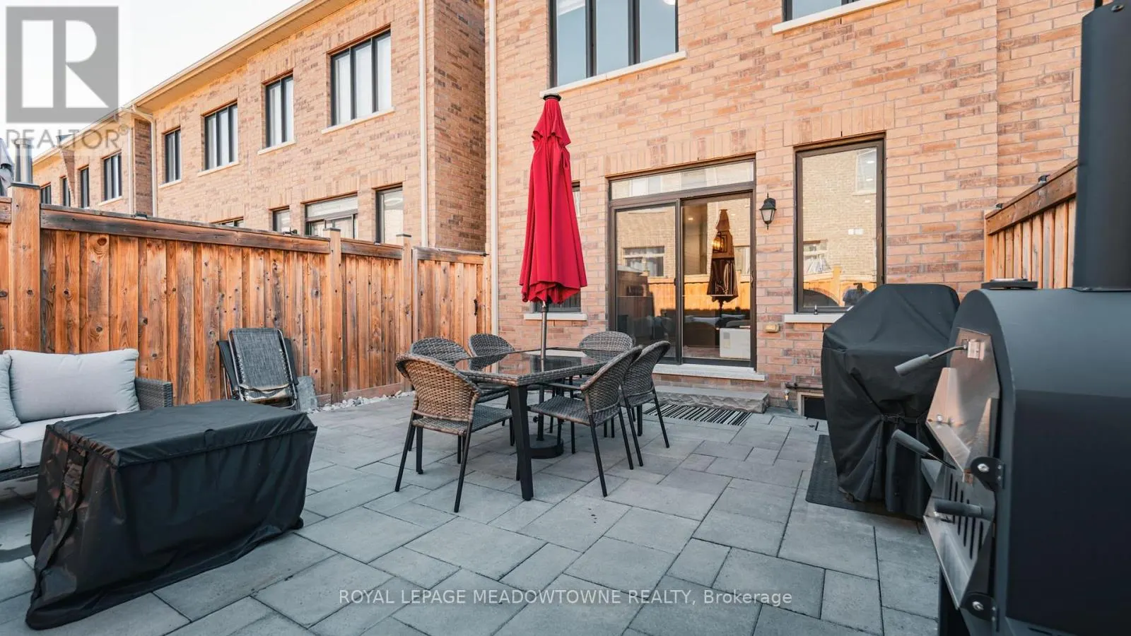 8 ANGELFISH ROAD