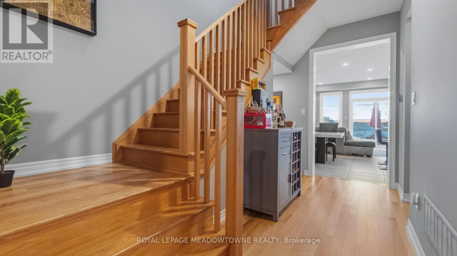 8 ANGELFISH ROAD
