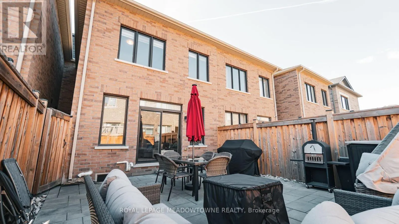 8 ANGELFISH ROAD
