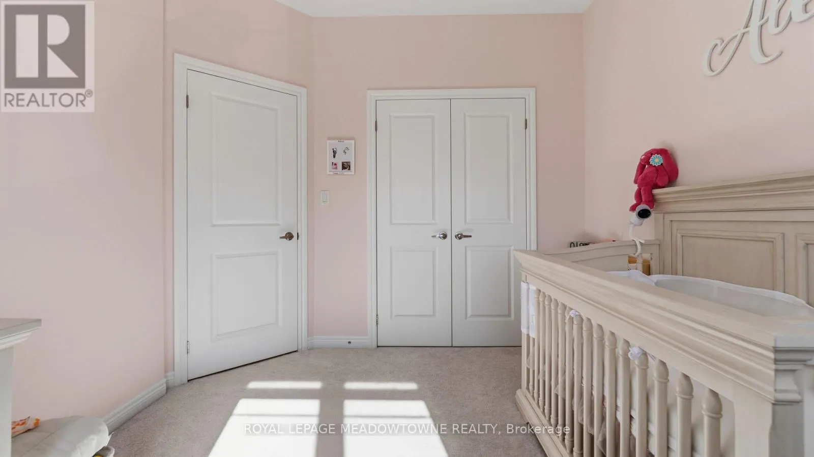 8 ANGELFISH ROAD