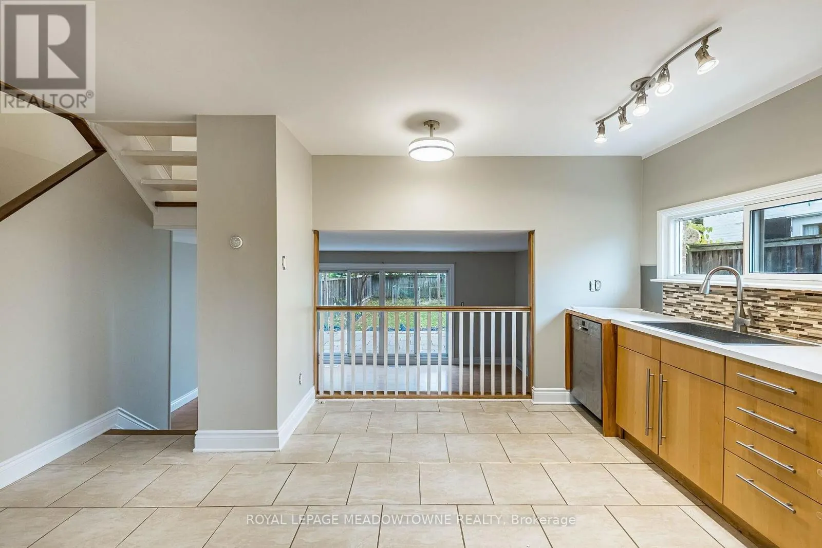 2600 CONSTABLE ROAD