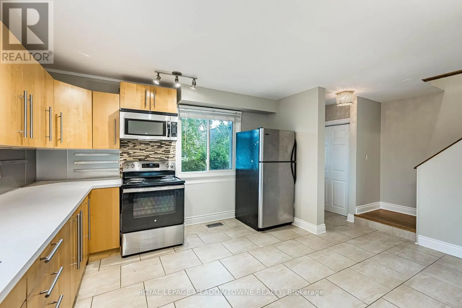 2600 CONSTABLE ROAD