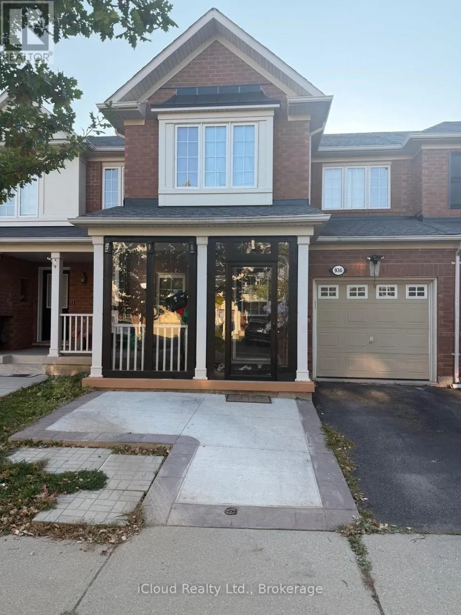 936 HASSELFELDT HEIGHTS