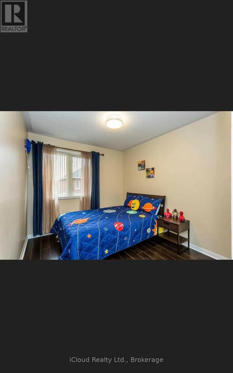 936 HASSELFELDT HEIGHTS