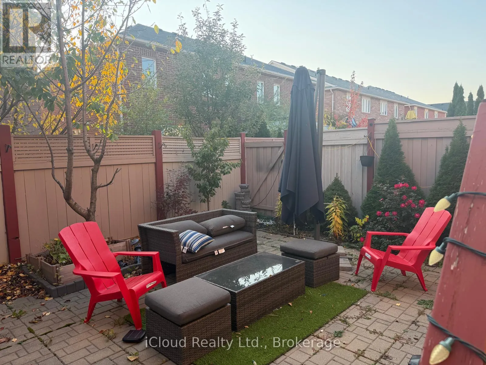 936 HASSELFELDT HEIGHTS
