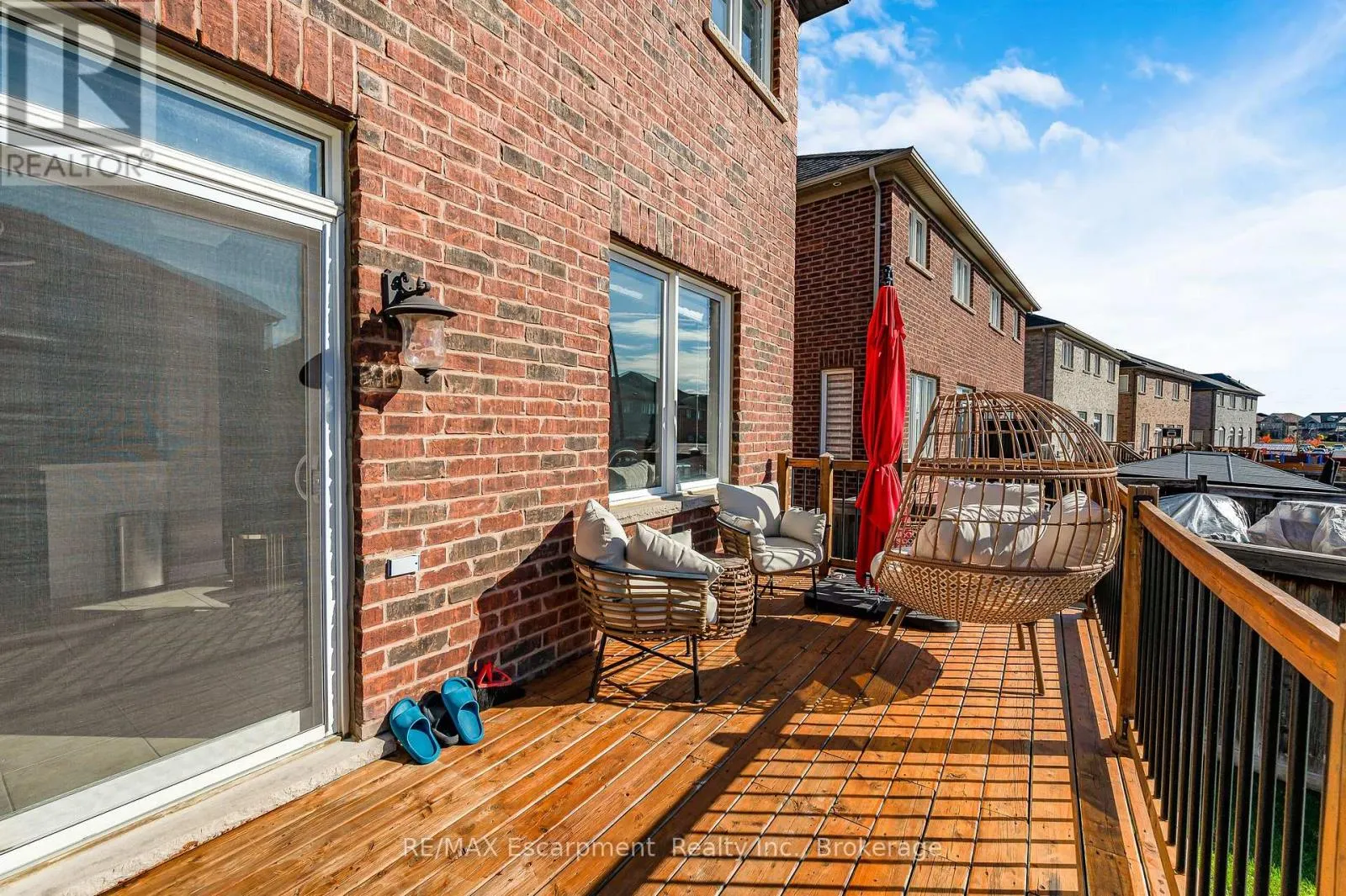 18 AUTUMN ARBOUR ROAD