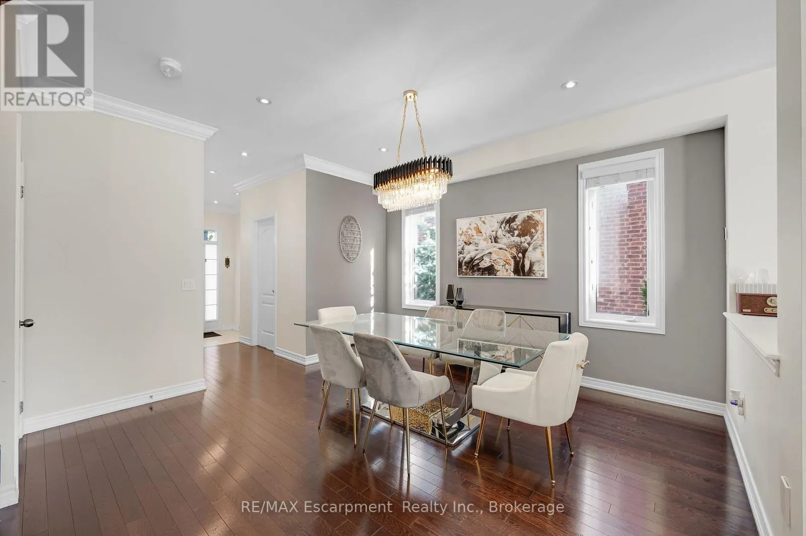 18 AUTUMN ARBOUR ROAD