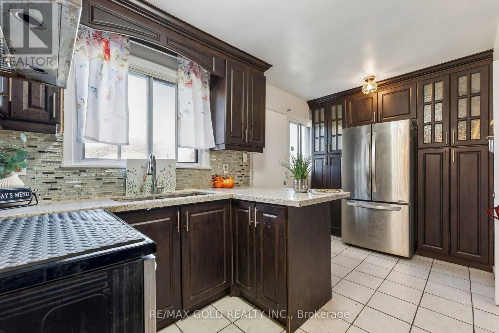 7337 CAMBRETT DRIVE