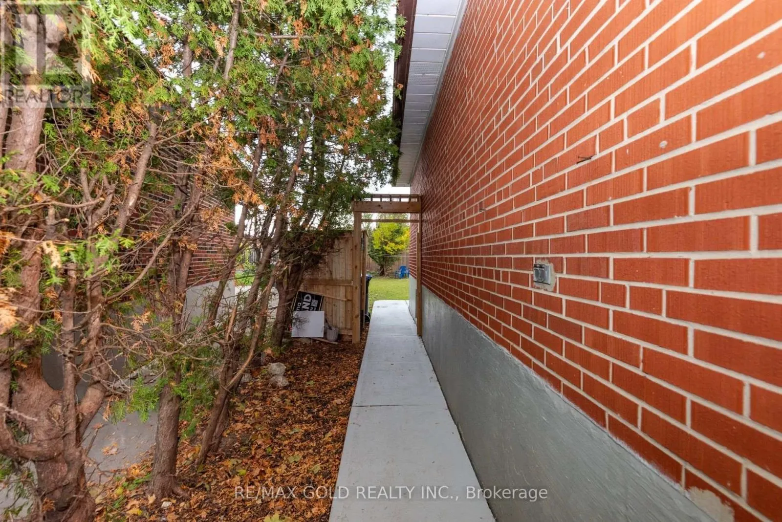 7337 CAMBRETT DRIVE