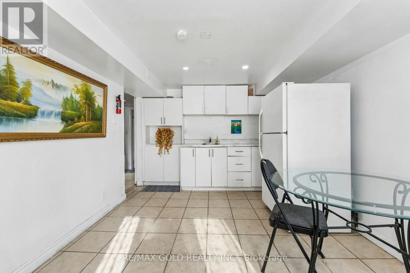 7337 CAMBRETT DRIVE