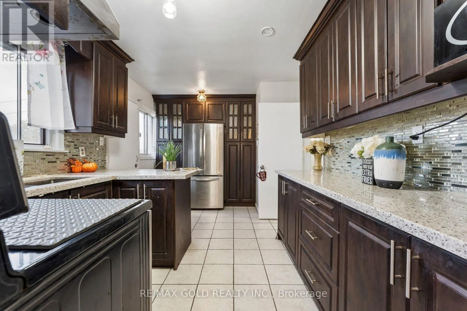7337 CAMBRETT DRIVE