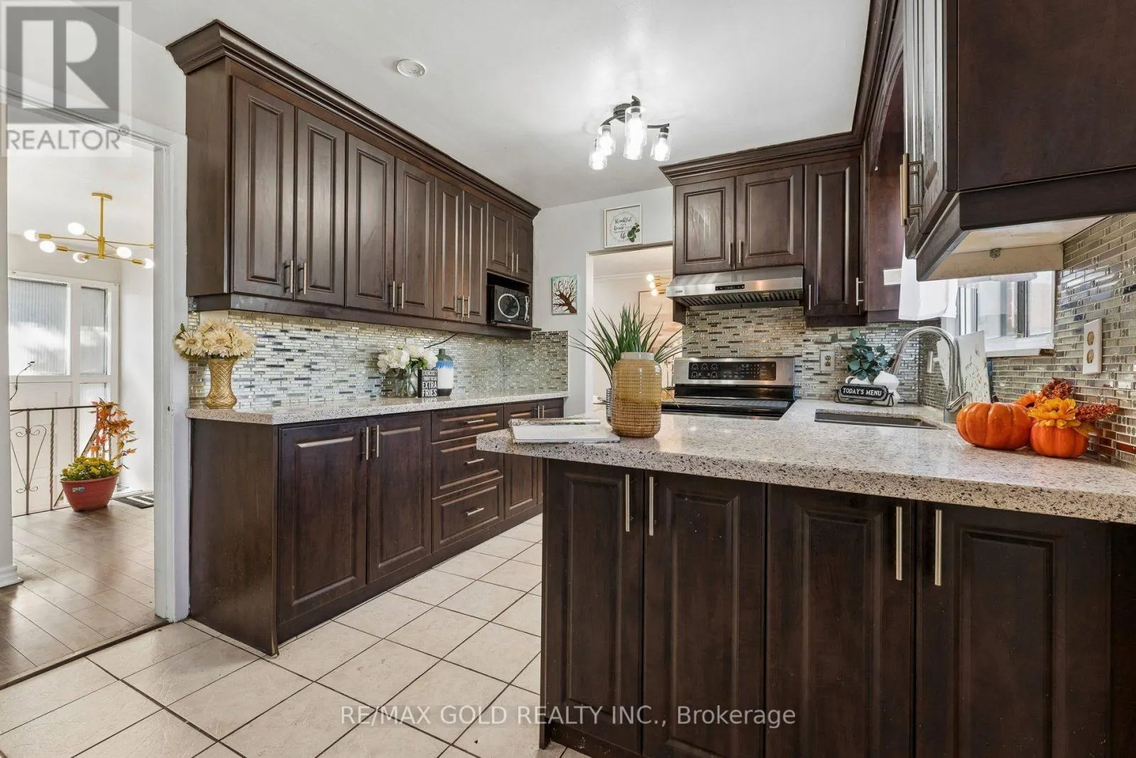 7337 CAMBRETT DRIVE