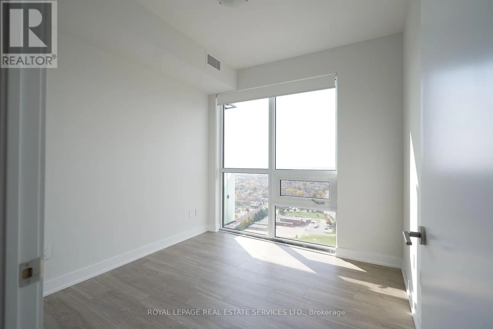 3401 - 4130 PARKSIDE VILLAGE DRIVE