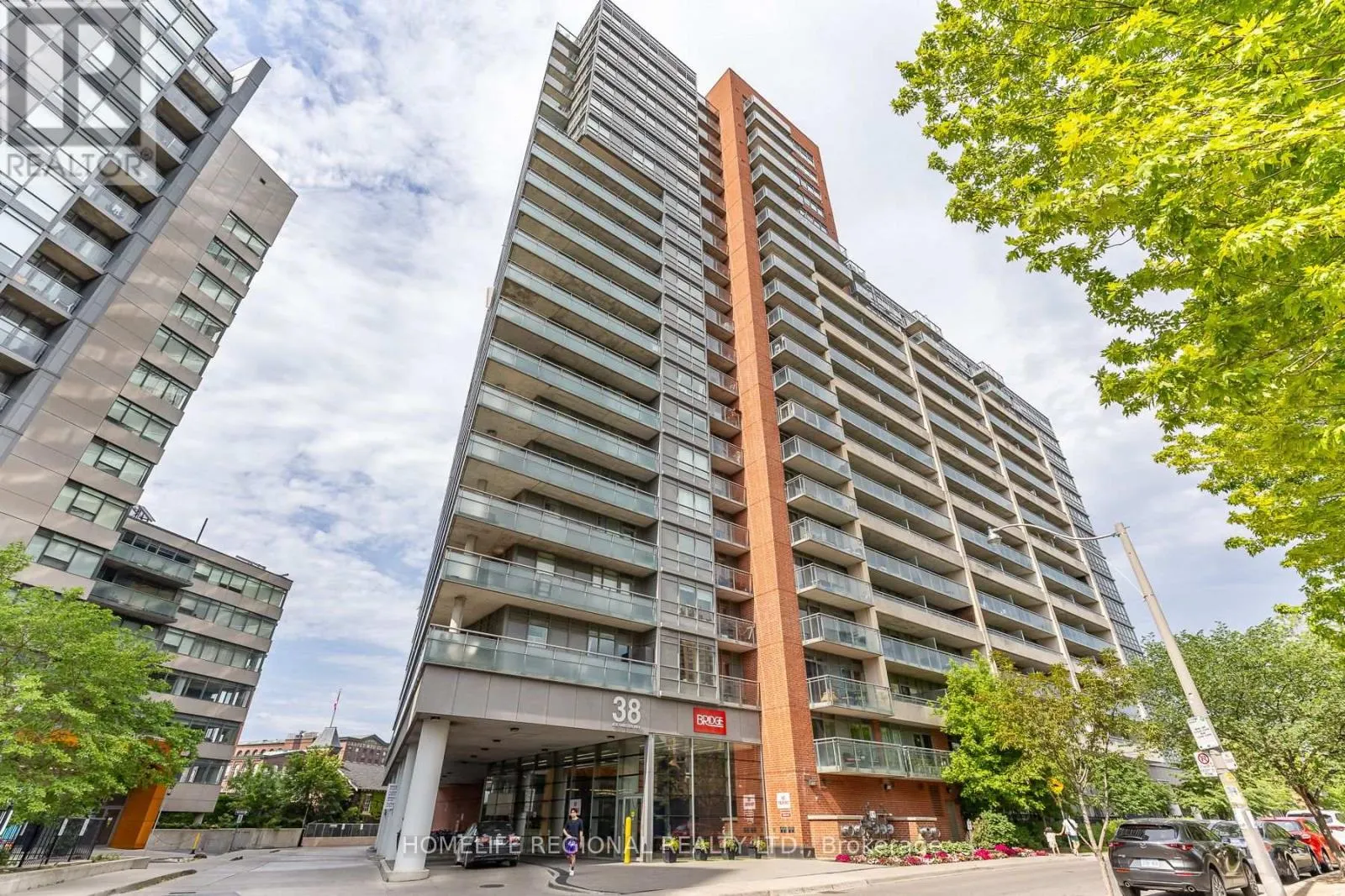 1520 - 38 JOE SHUSTER WAY