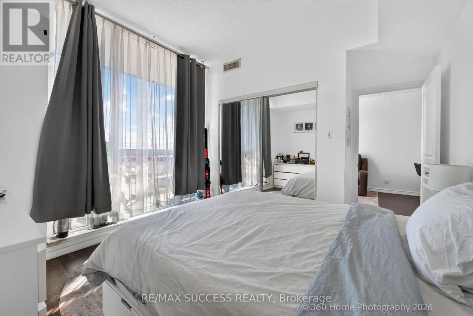 812 - 3525 KARIYA DRIVE