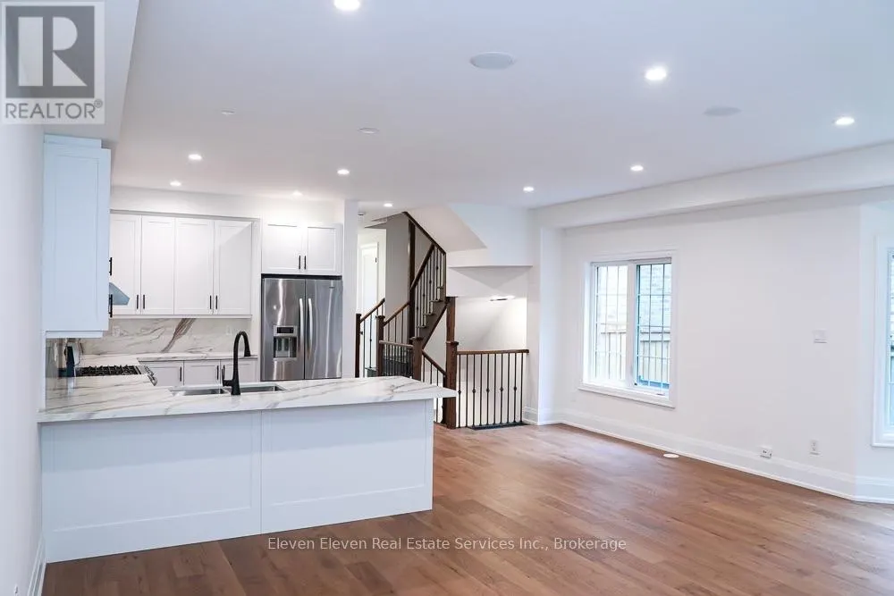 UPPER - 1557 EGLINTON AVENUE W