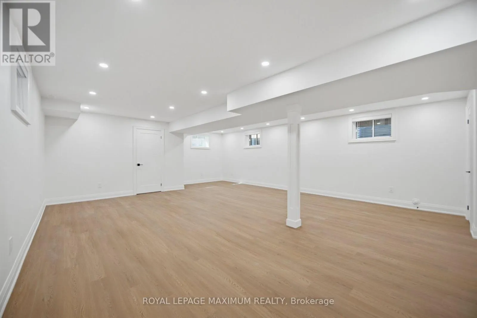 11 PARK BOULEVARD