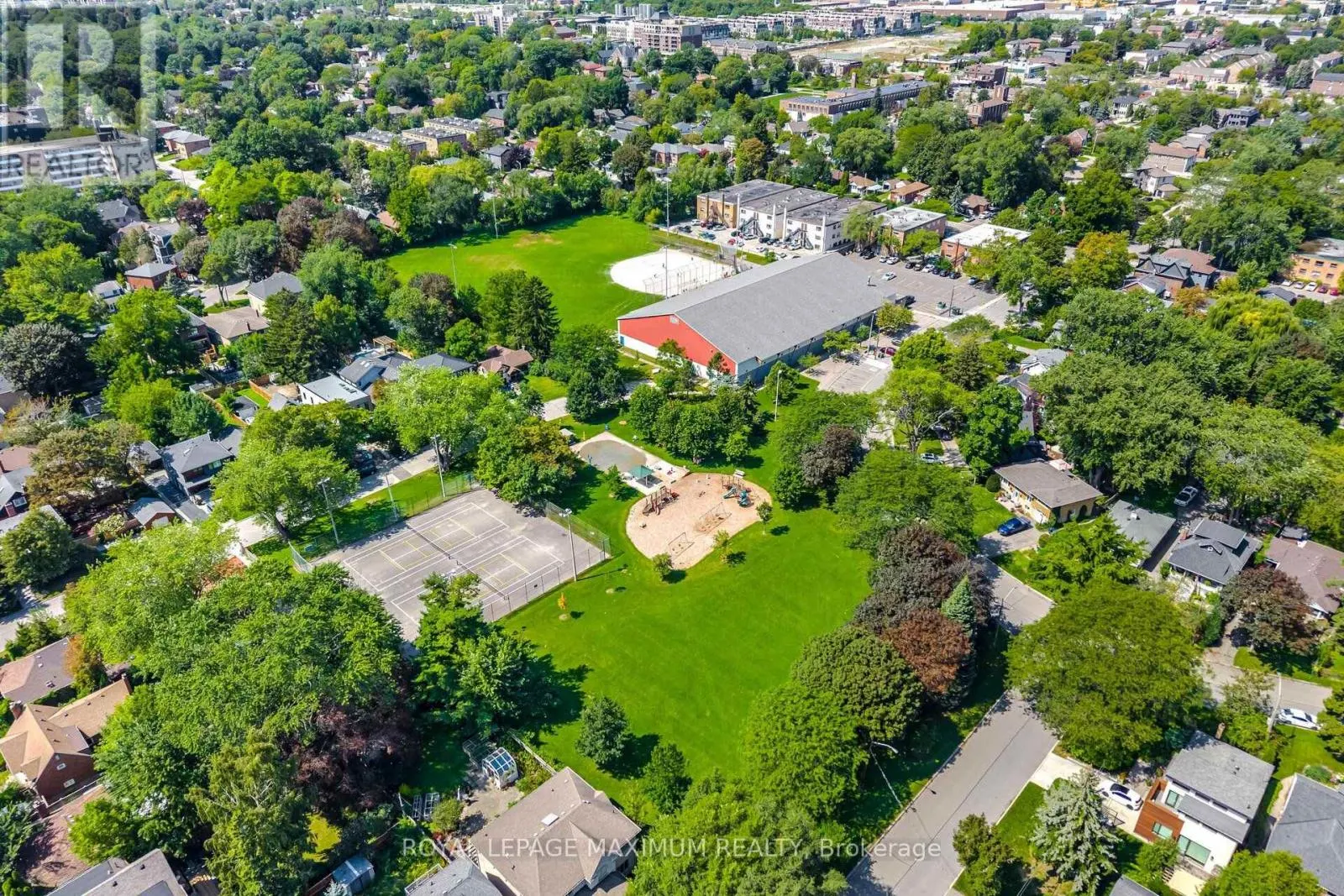 11 PARK BOULEVARD