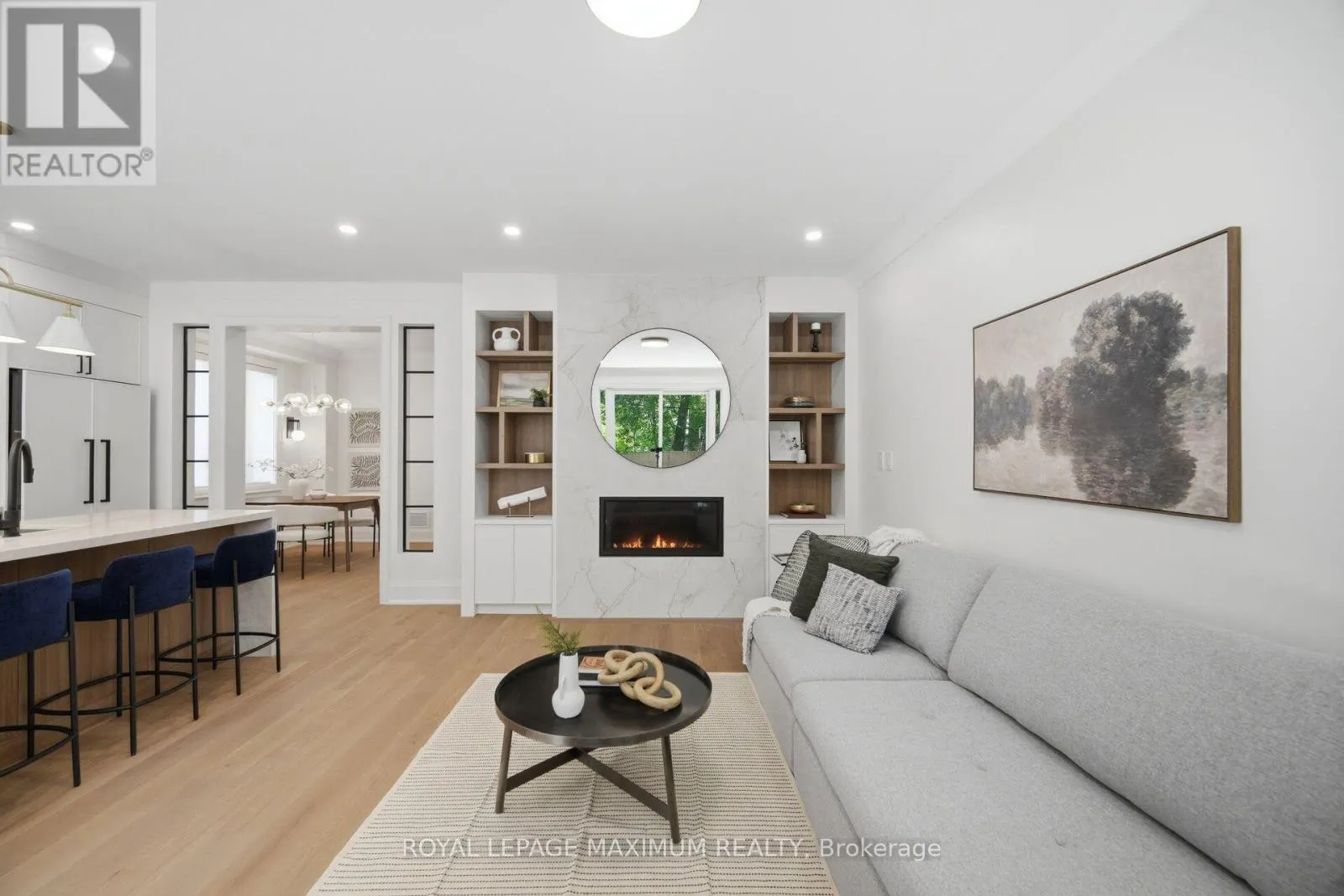 11 PARK BOULEVARD