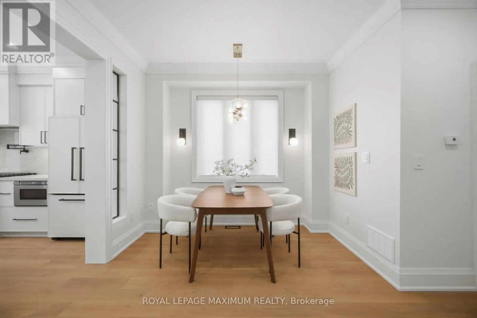 11 PARK BOULEVARD
