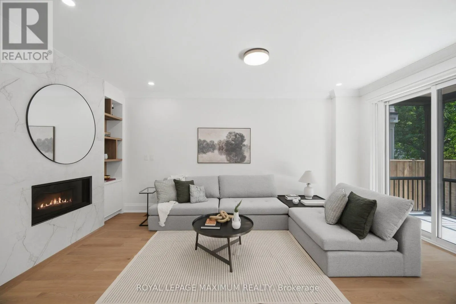 11 PARK BOULEVARD