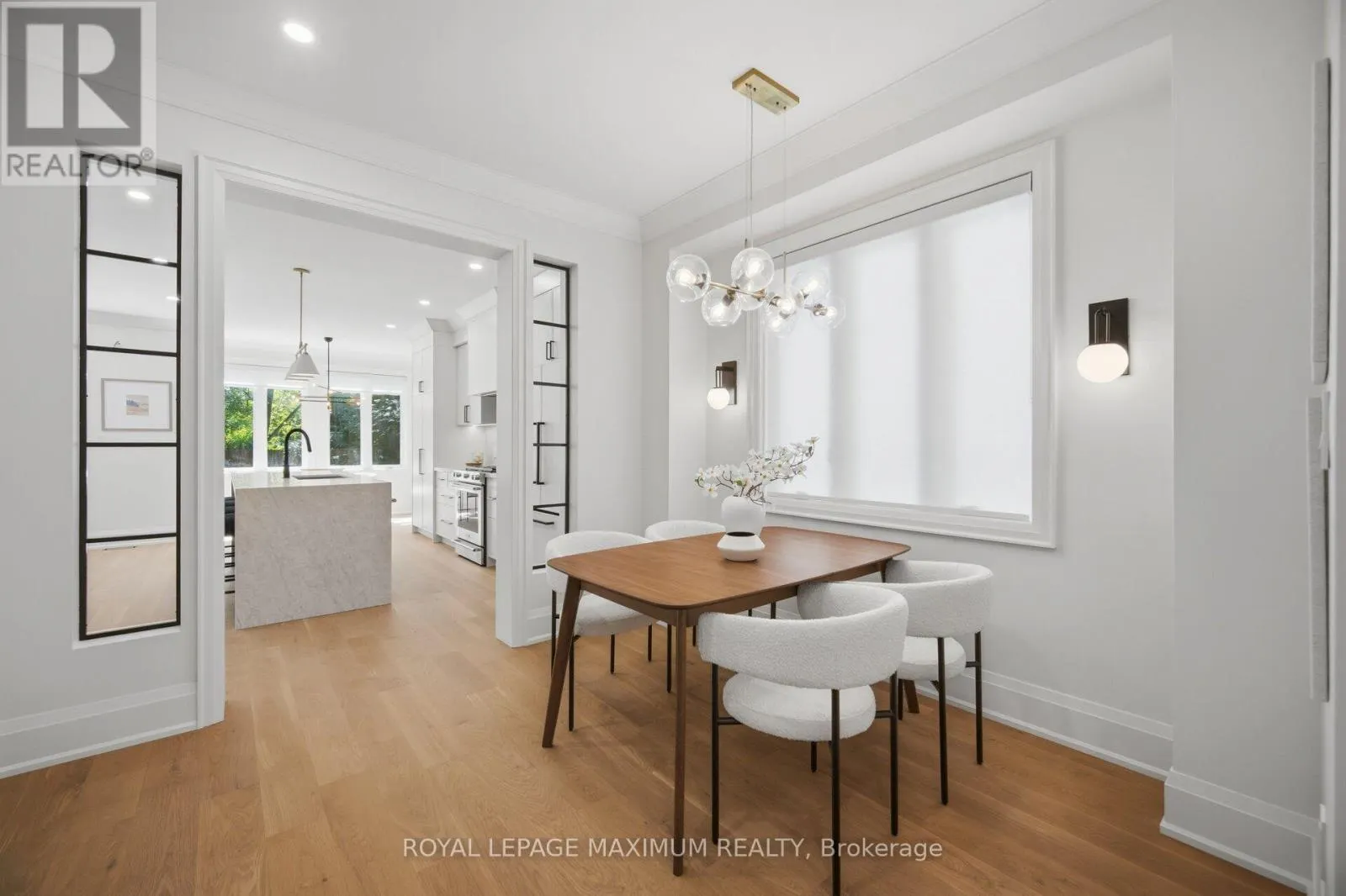 11 PARK BOULEVARD