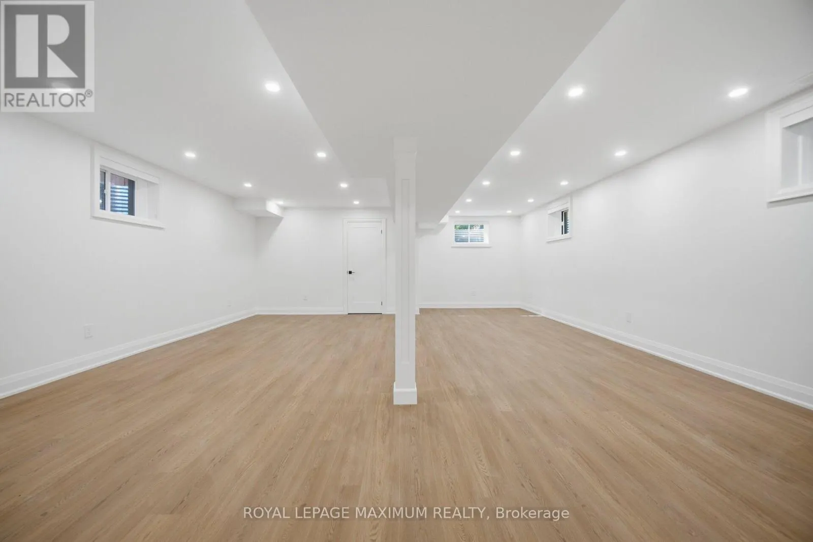 11 PARK BOULEVARD