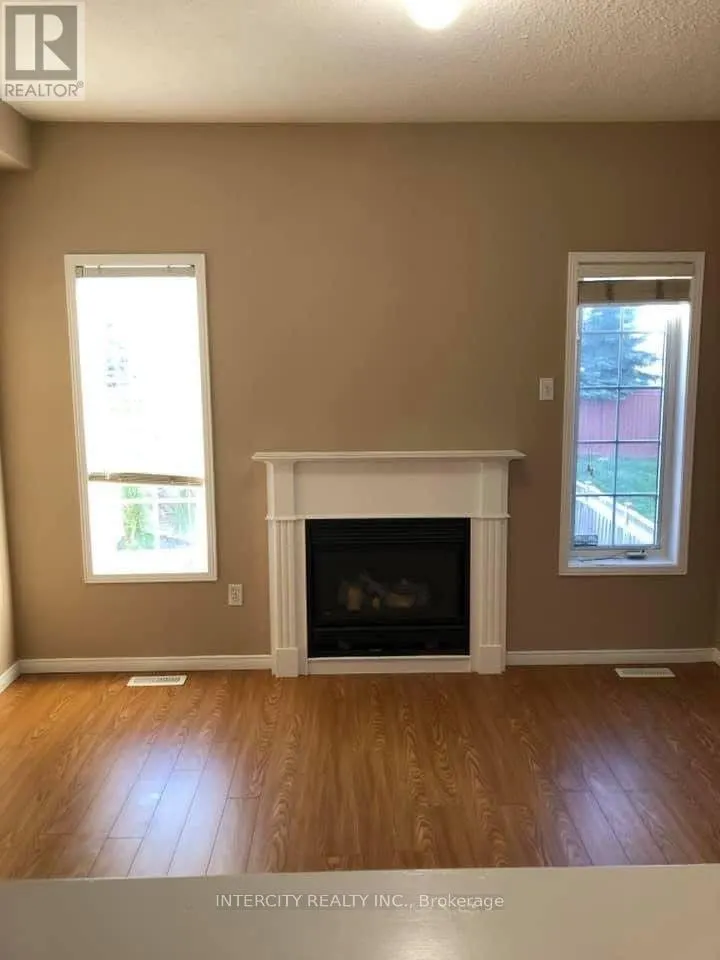4 PENNYROYAL CRESCENT