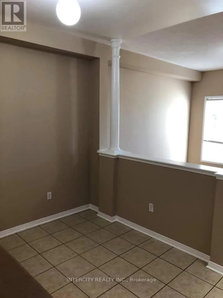 4 PENNYROYAL CRESCENT