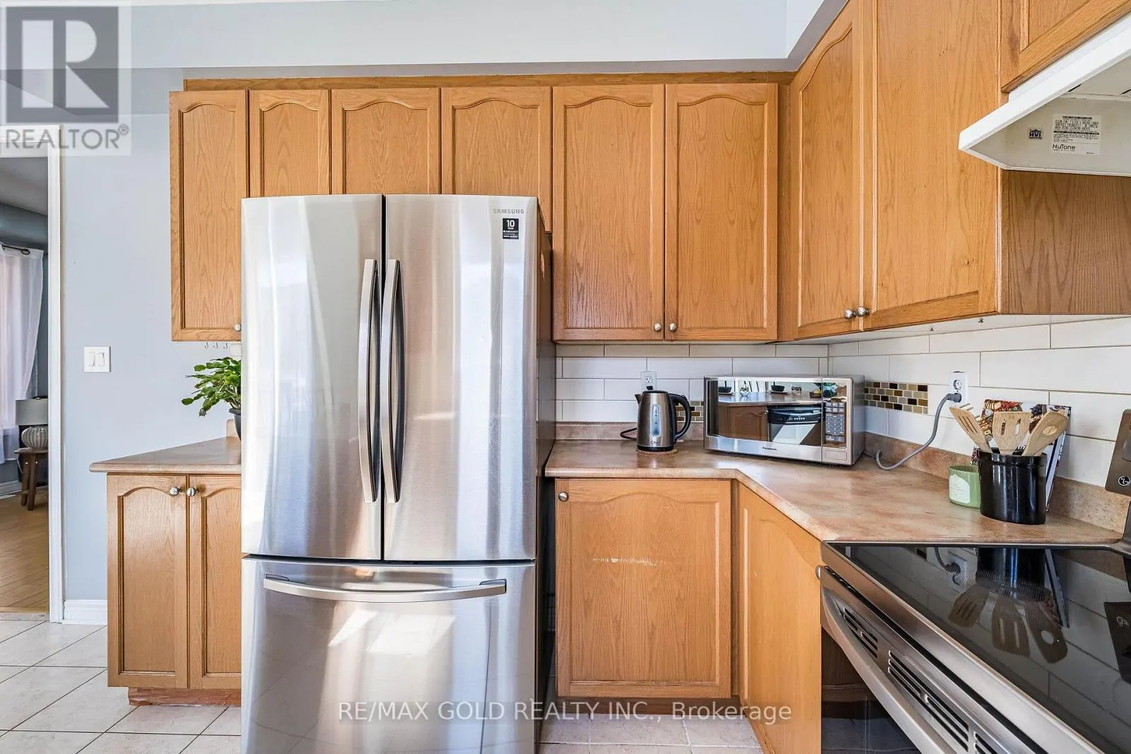 20 AMARANTH CRESCENT