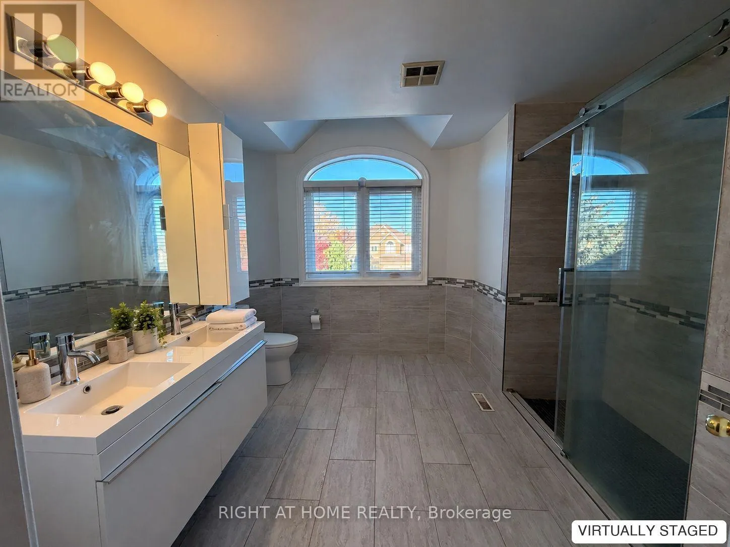 1466 BAYSHIRE DRIVE
