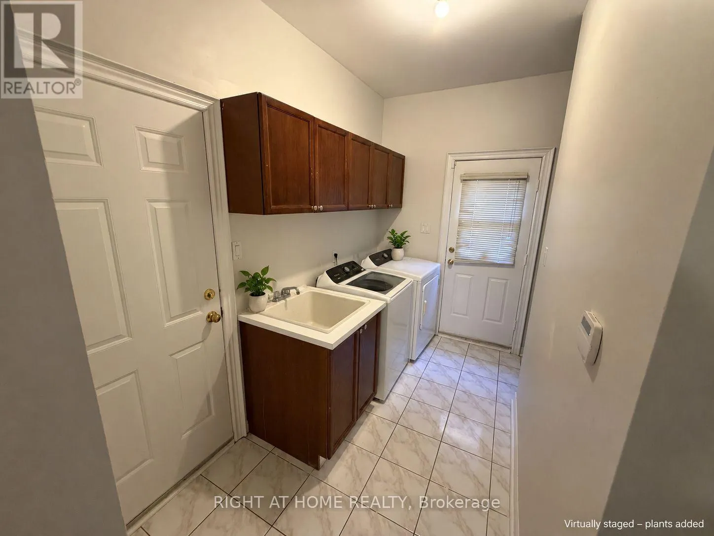 1466 BAYSHIRE DRIVE